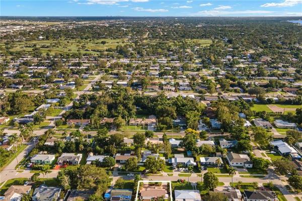 Coconut Grove, 1535 Ransom St, Fort Myers, Florida 33901, image 1
