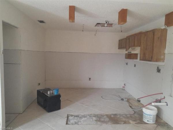 Royal Woods, 6321 Royal Woods Dr, Fort Myers, Florida 33908, image 1
