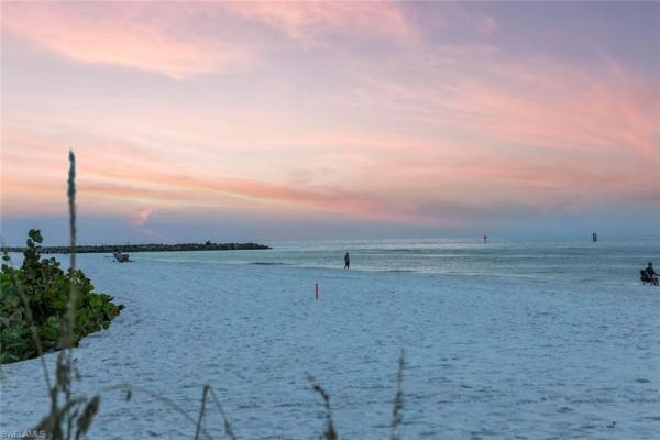 The Billows, 2601 N Gulf Shore Blvd #2, Naples, Florida 34103, image 1