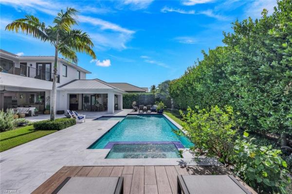 The Moorings, 679 Rudder Rd, Naples, Florida 34102, image 1