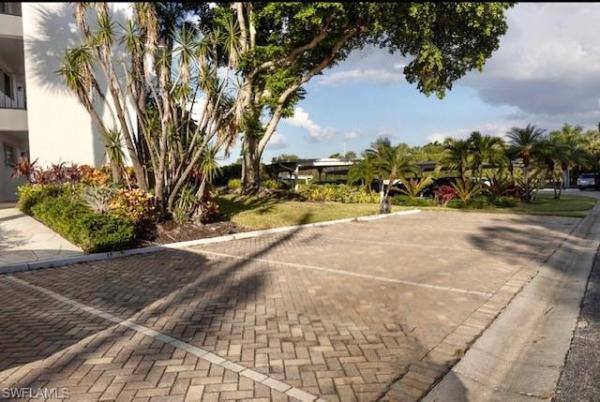 High Point Country Club, 37 E High Point Cir #103, Naples, Florida 34103, image 1