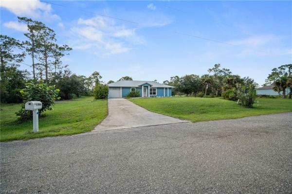 Alva Residential, 2005 Hamilton Ave, Alva, Florida 33920, image 1