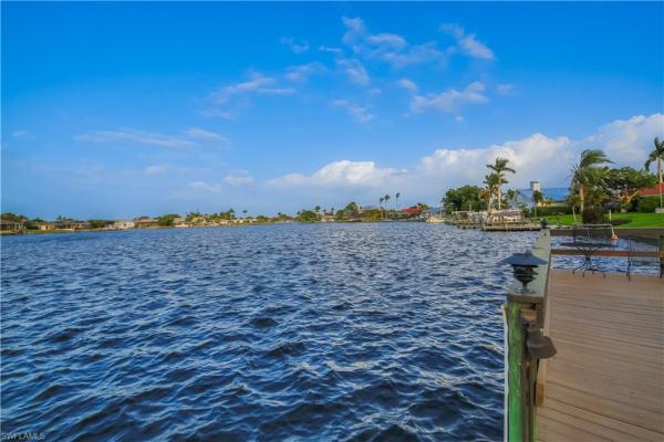 Lochmoor Waterway Estates, 1840 Lakeview Blvd, North Fort Myers, Florida 33903, image 1