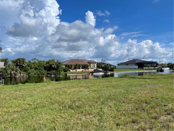 Cape Coral Residential, 2375 39th Ave, Cape Coral, Florida 33993, image 1