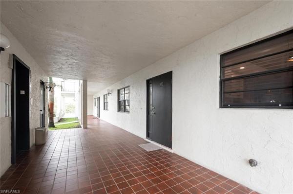 El Capistrano, 700 Valley Stream Dr #102, Naples, Florida 34113, image 1
