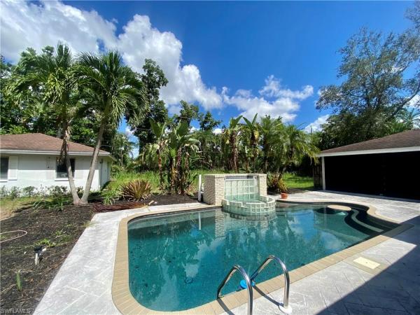 Heritage Farms, 3689 Liberty Sq, Fort Myers, Florida 33908, image 1