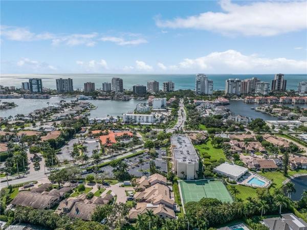 Villas Of Park Shore, 569 Park Shore Dr #G-5, Naples, Florida 34103, image 1