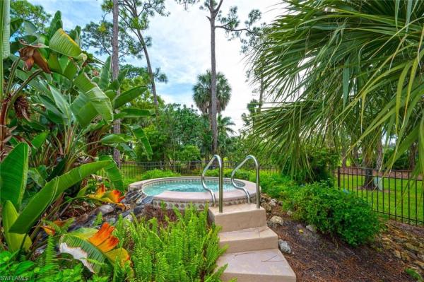 Eaglewood, 909 Augusta Blvd #909-8, Naples, Florida 34113, image 1