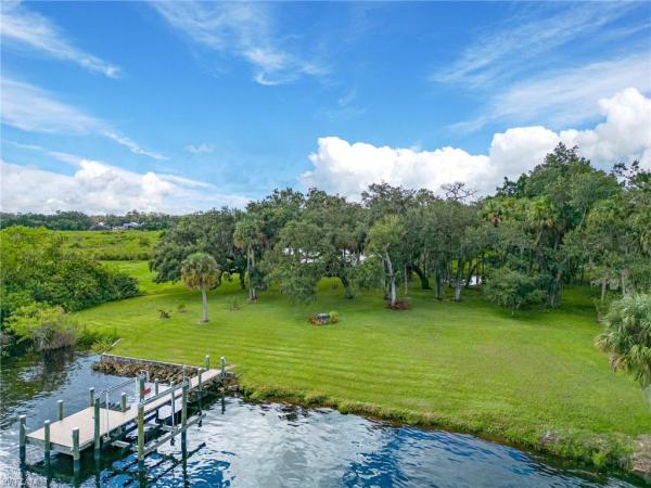 Alva Residential, 2221 Herzog Rd, Alva, Florida 33920, image 1