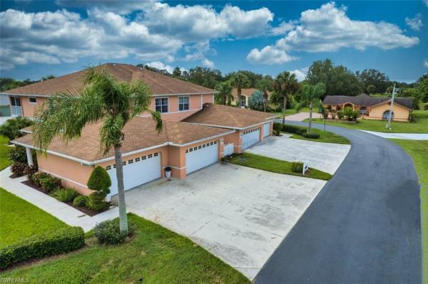 King's Greens, 19914 N Lake Vista Cir #Unit 1, Lehigh Acres, Florida 33936, image 1