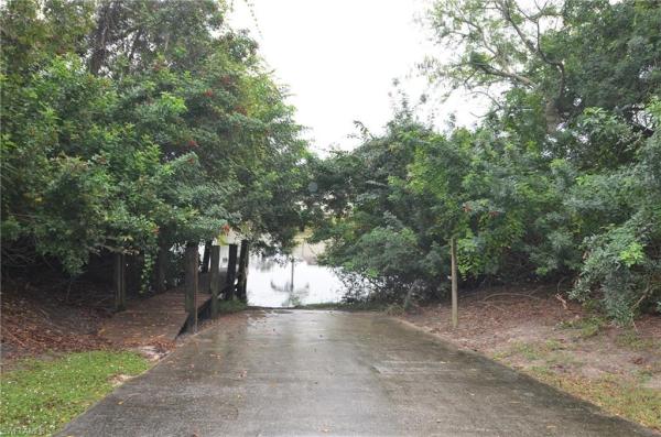 Timberwood Village, 6000 Timberwood Cir #201, Fort Myers, Florida 33908, image 1