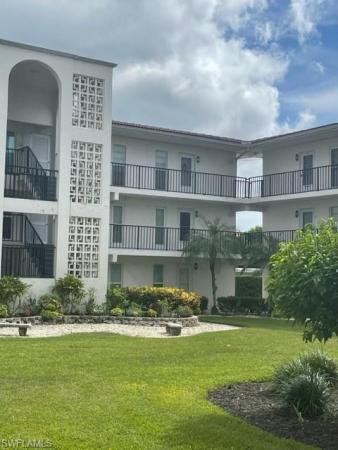 High Point Country Club, 53 W High Point Cir #307, Naples, Florida 34103, image 1