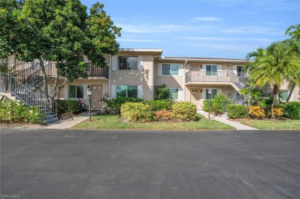 The Glades Golf & Country Club, 118 Palm Dr #15, Naples, Florida 34112, image 1