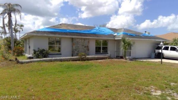 Island Park Woodlands, 6043 Birnam Wood Ln, Fort Myers, Florida 33908, image 1