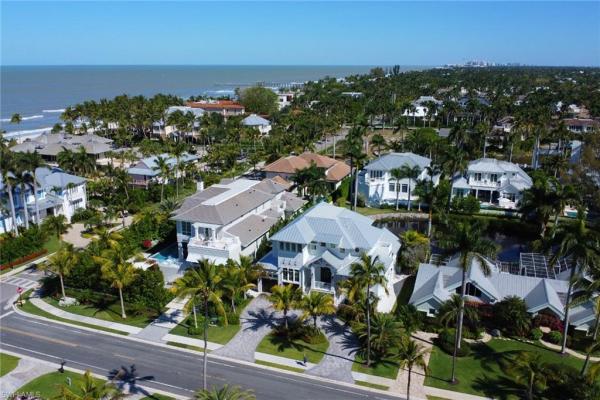 Aqualane Shores, 125 S 18th Ave, Naples, Florida 34102, image 1