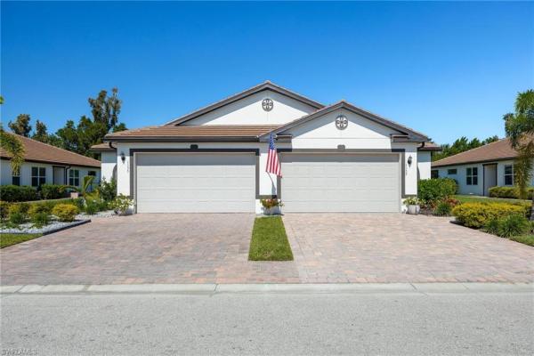 Riverside Avenue Villas, 1155 Town And River Dr, Fort Myers, Florida 33919, image 1