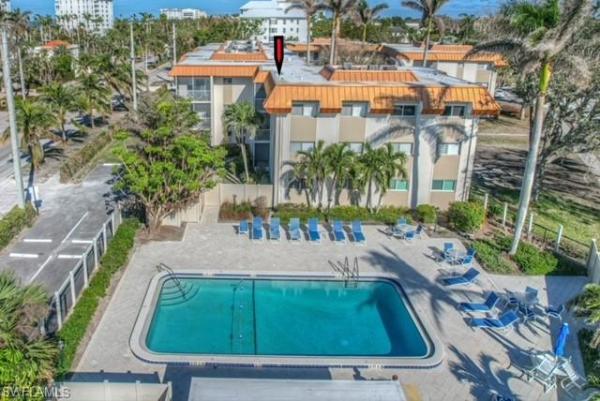 Eleven Hundred Club, 1100 N Gulf Shore Blvd #312, Naples, Florida 34102, image 1