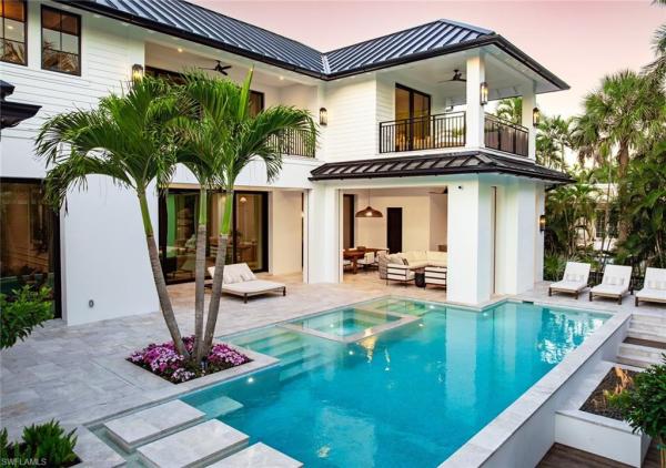 Olde Naples, 190 N 7th Ave, Naples, Florida 34102, image 2