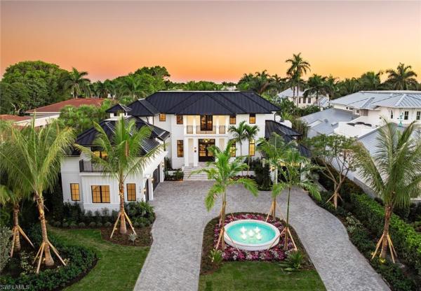 Olde Naples, 190 N 7th Ave, Naples, Florida 34102, image 1