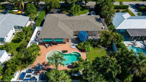 Coquina Sands, 1274 Pine Ct, Naples, Florida 34102, image 1