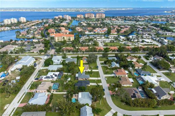 Wildwood, 7149 Columbia Cir, Fort Myers, Florida 33908, image 1