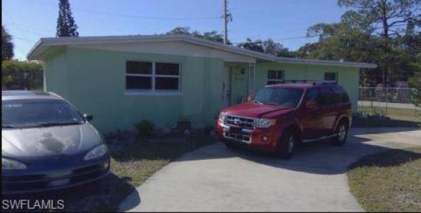 South Gate, 2400 Kennesaw St, Fort Myers, Florida 33901, image 2