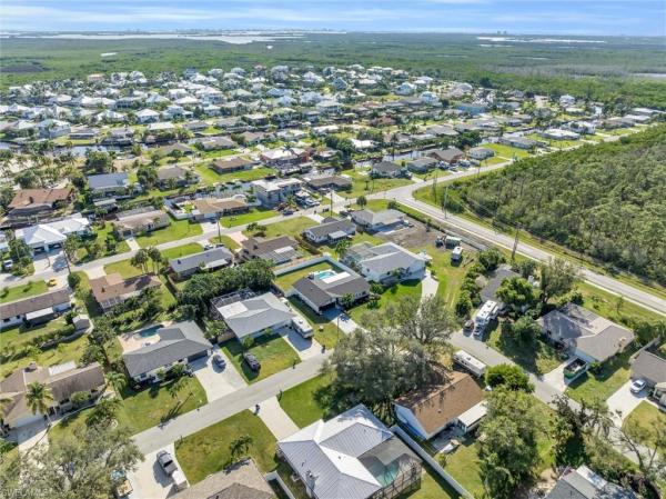 Island Park Woodlands, 6067 Macbeth Ln, Fort Myers, Florida 33908, image 1