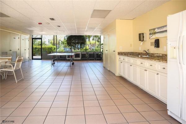 Carlos Pointe, 8350 Estero Blvd #423, Fort Myers Beach, Florida 33931, image 1