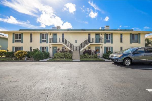 The Glades Golf & Country Club, 114 Teryl Rd #2-4, Naples, Florida 34112, image 1