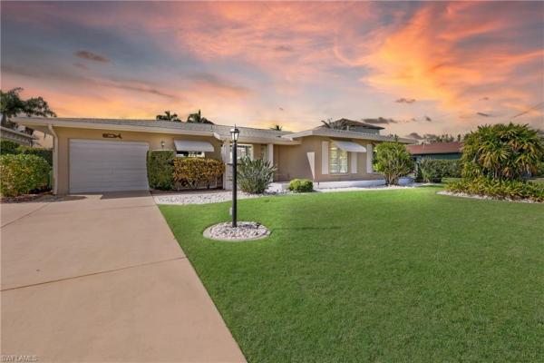Yacht Club, 5318 Darby Ct, Cape Coral, Florida 33904, image 1