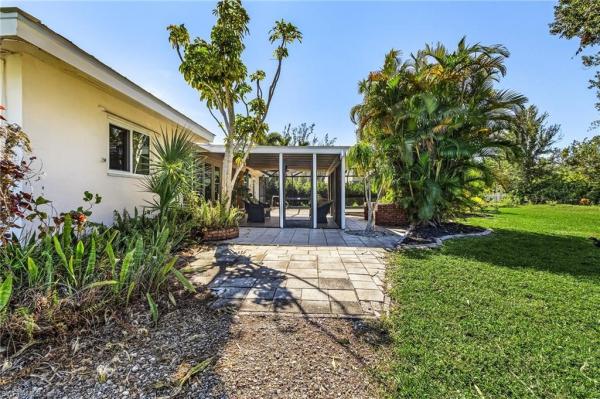 Pine Island Center, 16305 Quail Trl, Bokeelia, Florida 33922, image 1