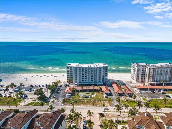 Casa Bonita 1, 26000 Hickory Blvd #703, Bonita Springs, Florida 34134, image 1