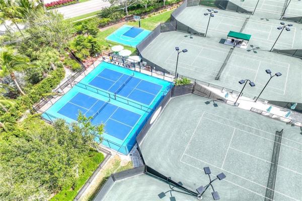 Masters Reserve, 6921 Bent Grass Dr, Naples, Florida 34113, image 1