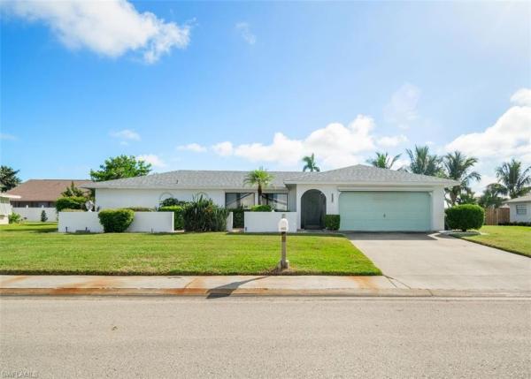 Brandywine At Myerlee, 1432 Brandywine Cir, Fort Myers, Florida 33919, image 1