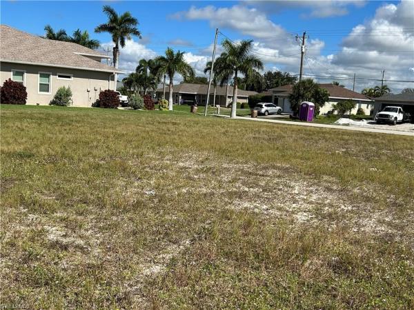 Cape Coral Residential, 206 23rd Ave, Cape Coral, Florida 33909, image 1