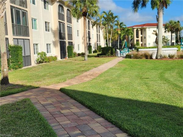 High Point Country Club, 13 N High Point Cir #210, Naples, Florida 34103, image 1