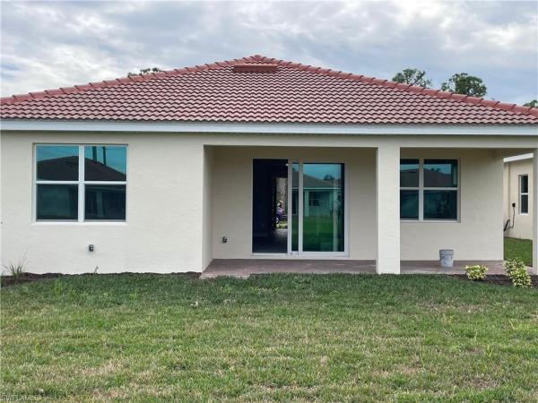 Cascades, 3031 Apple Blossom Dr, Alva, Florida 33920, image 1