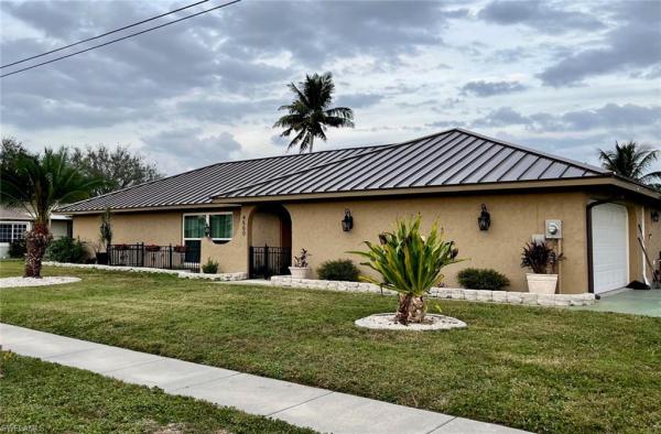 North Fort Myers No HOA, 4560 Vinsetta Ave, North Fort Myers, Florida 33903, image 1