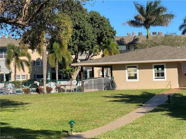 Country Club Manor, 5435 Rattlesnake Hammock Rd #206E, Naples, Florida 34113, image 1
