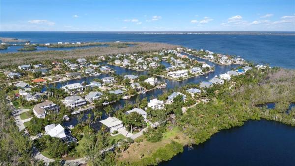 Water Shadows, 1657 Venus Dr, Sanibel, Florida 33957, image 1