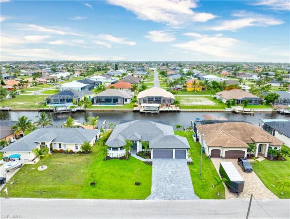 Cape Coral Residential, 236 32nd Pl, Cape Coral, Florida 33993, image 2