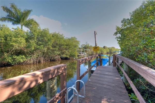 Foxmoor Village, 5735 Foxlake Dr #2, North Fort Myers, Florida 33917, image 1