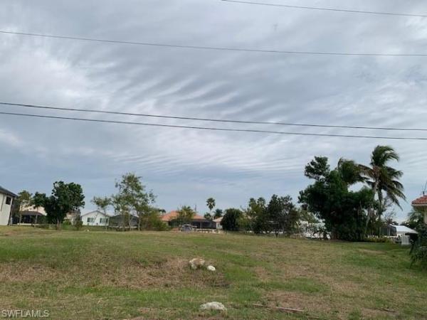 Cape Coral Residential, 5313 17th Ave, Cape Coral, Florida 33914, image 1