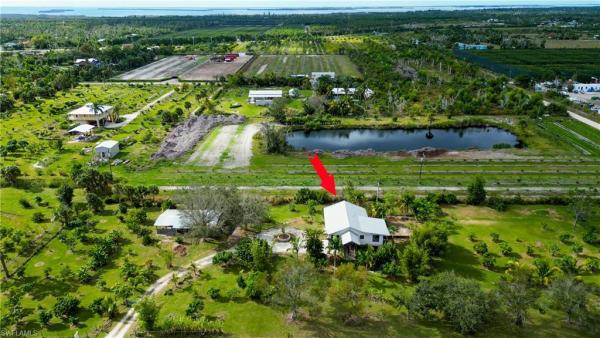 Pine Island, 13181 Wayback Rd, Bokeelia, Florida 33922, image 1