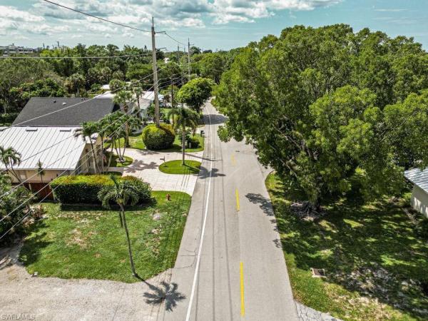 Lake Park, 1050 N 13th St, Naples, Florida 34102, image 1