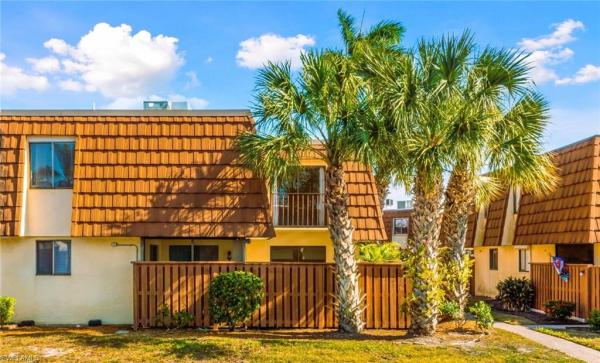 The Village Of Cedarbend, 5254 Cedarbend Dr #4, Fort Myers, Florida 33919, image 1
