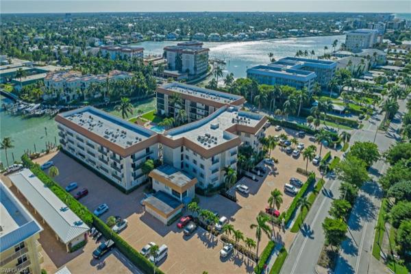 Bordeaux Club, 2900 N Gulf Shore Blvd #414, Naples, Florida 34103, image 1