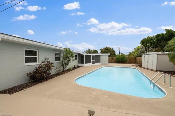 Tropic Isles, 942 Narcissus St, North Fort Myers, Florida 33903, image 1