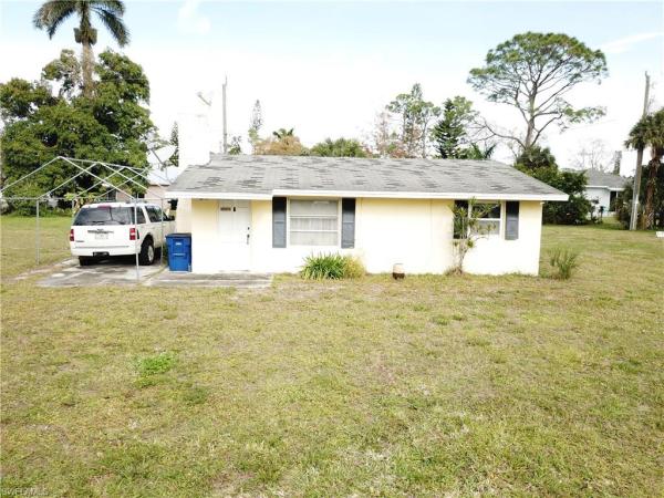 Heitmans, 10121 Georgia St, Bonita Springs, Florida 34135, image 1