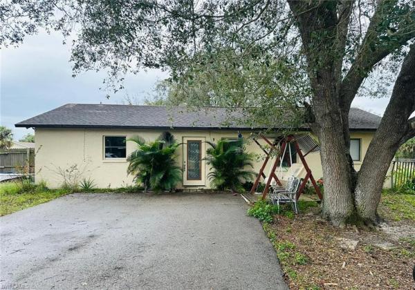 Golden Gate Estates, 170 NE 20th Ave, Naples, Florida 34120, image 1